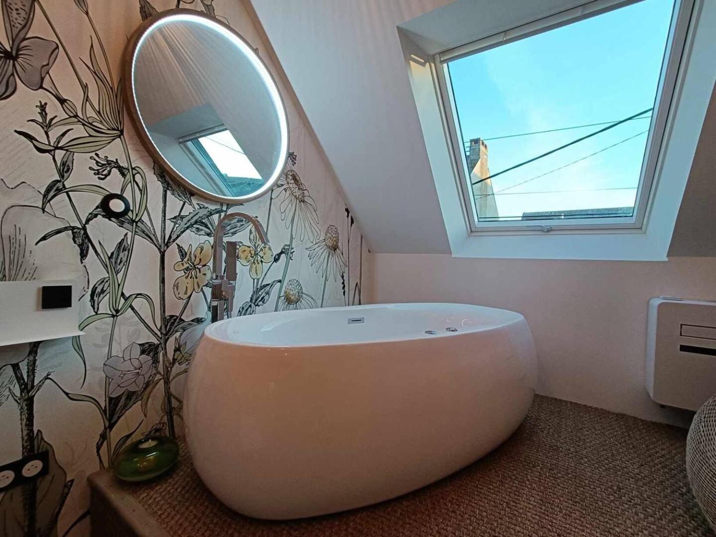 Maison D'Hotes "At'Home" О Экстерьер фото
