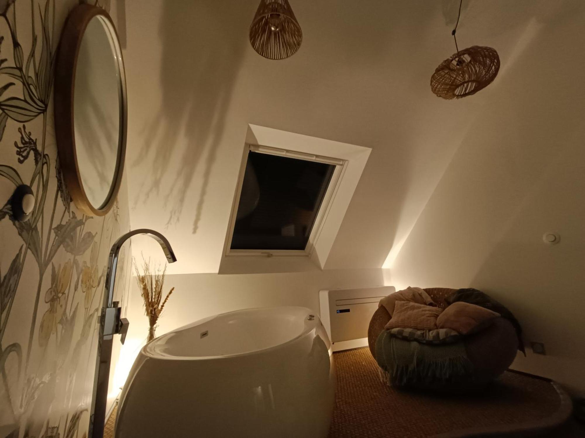 Maison D'Hotes "At'Home" О Экстерьер фото